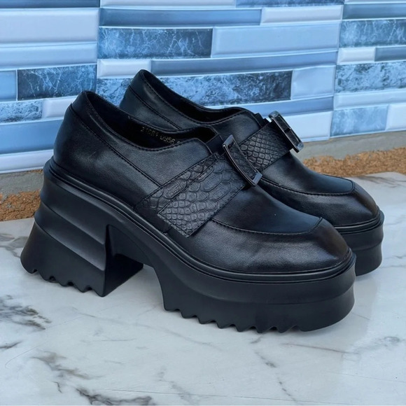 JADYROSE | BLACK MATTE LEATHER CHUNKY HEEL LOAFER SIZE 38/8 - Picture 1 of 14